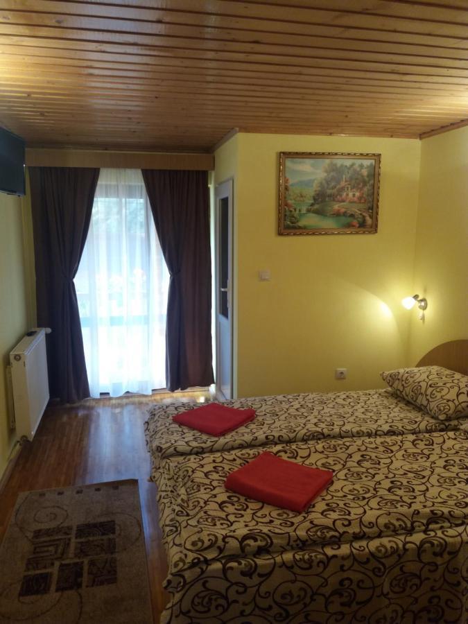 Pension Calborean Talmacel Exterior photo