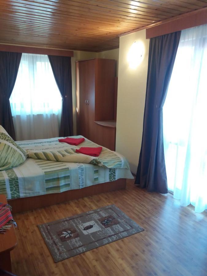 Pension Calborean Talmacel Exterior photo