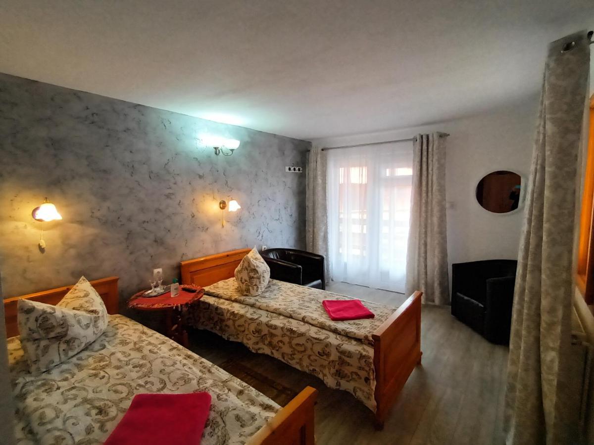 Pension Calborean Talmacel Exterior photo
