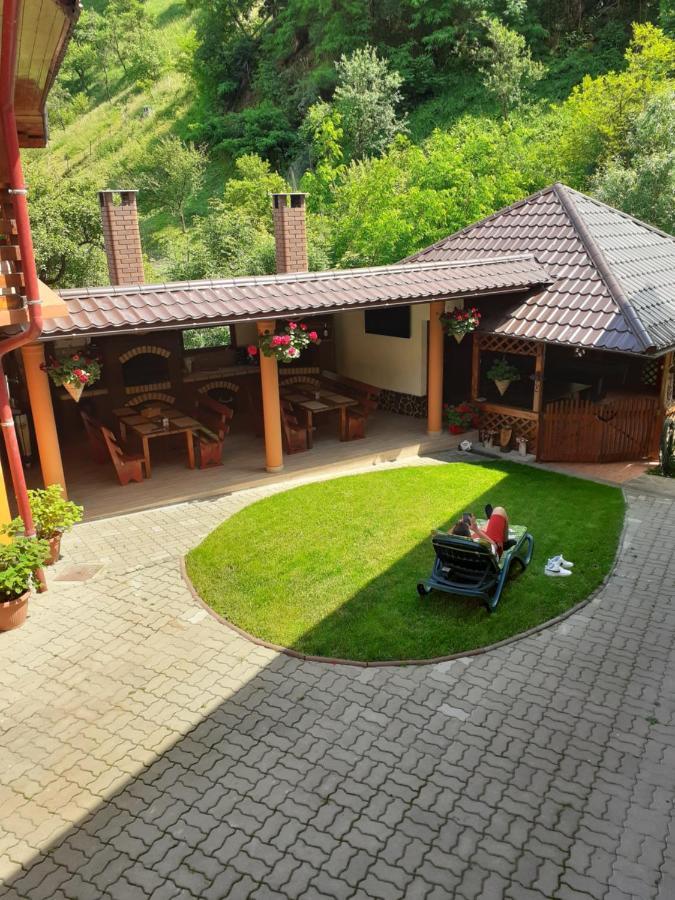 Pension Calborean Talmacel Exterior photo
